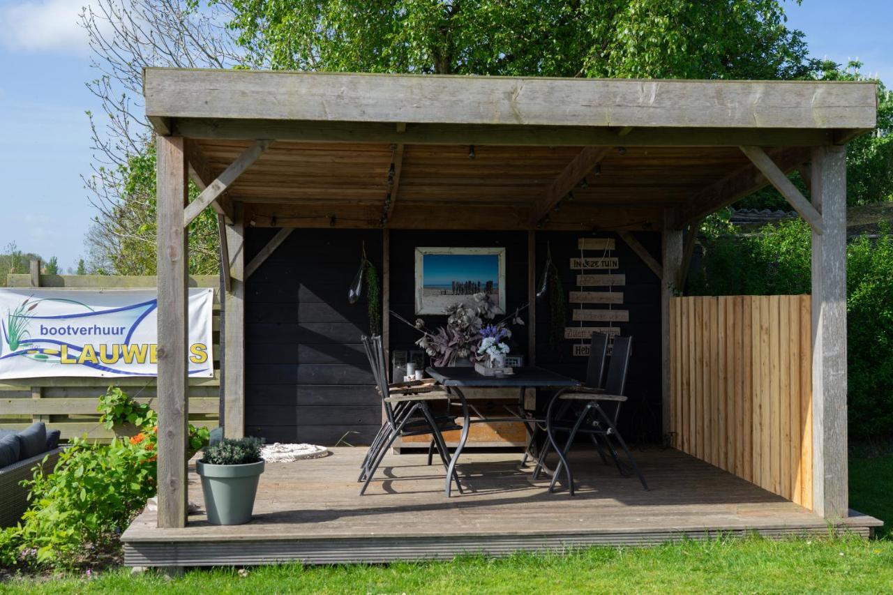 Bed En Breakfast Uitrust Lauwerzijl Exterior photo